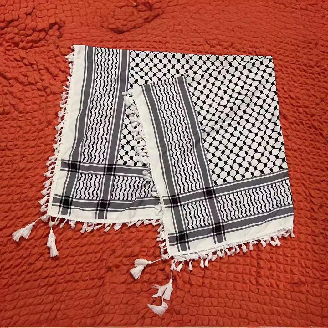 MH052 Hijab Carré Keffieh à Franges sur les Quatre Côtés