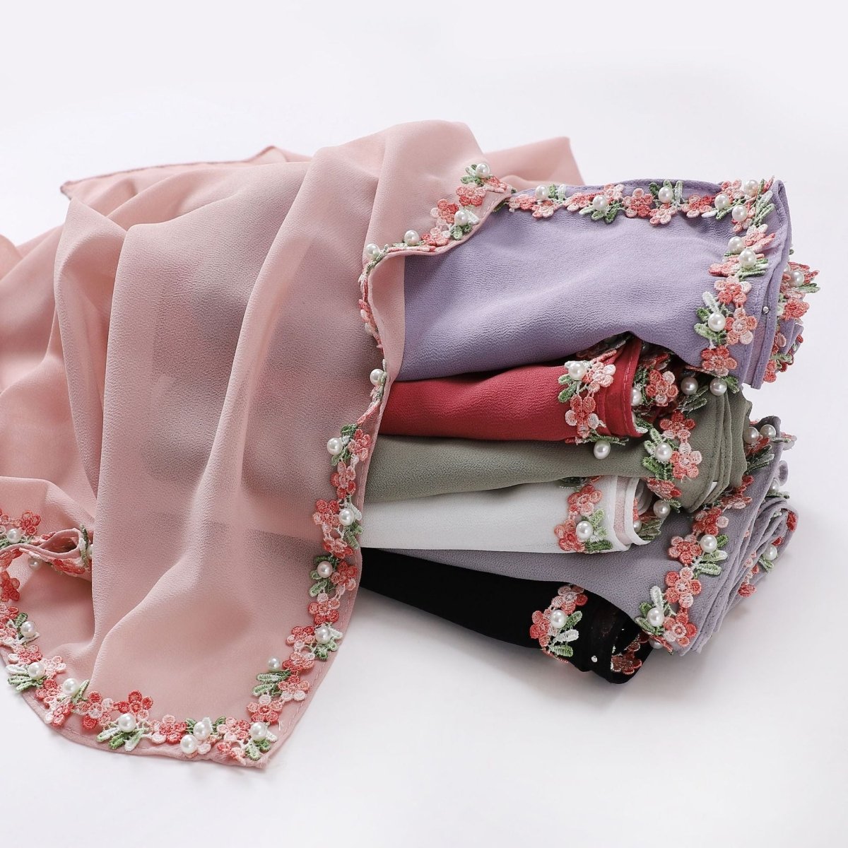 Écharpe Hijab en Mousseline Ornée de Fleurs (MH221)