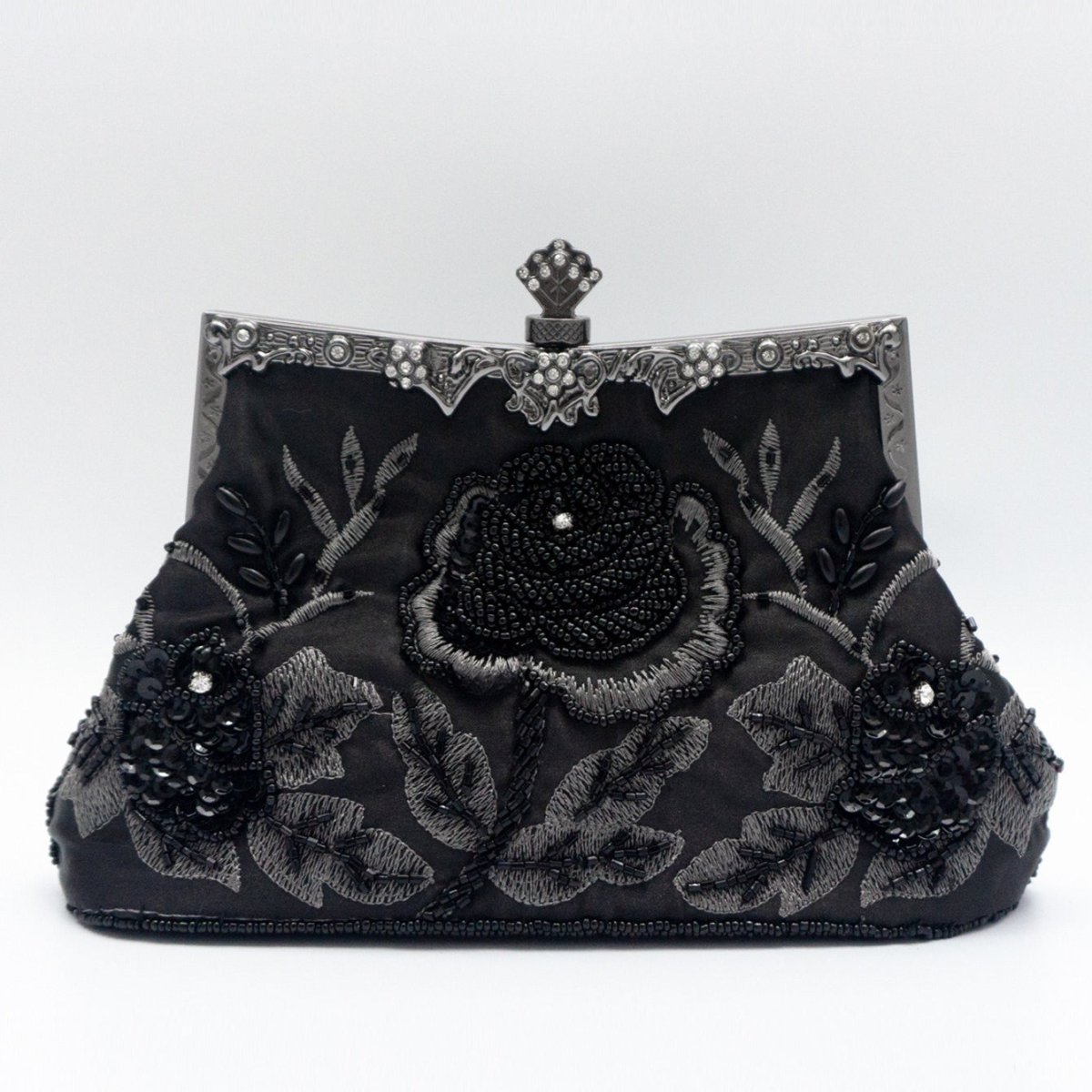 Sac pochette vintage brodé de roses en strass et perles (MAC292)