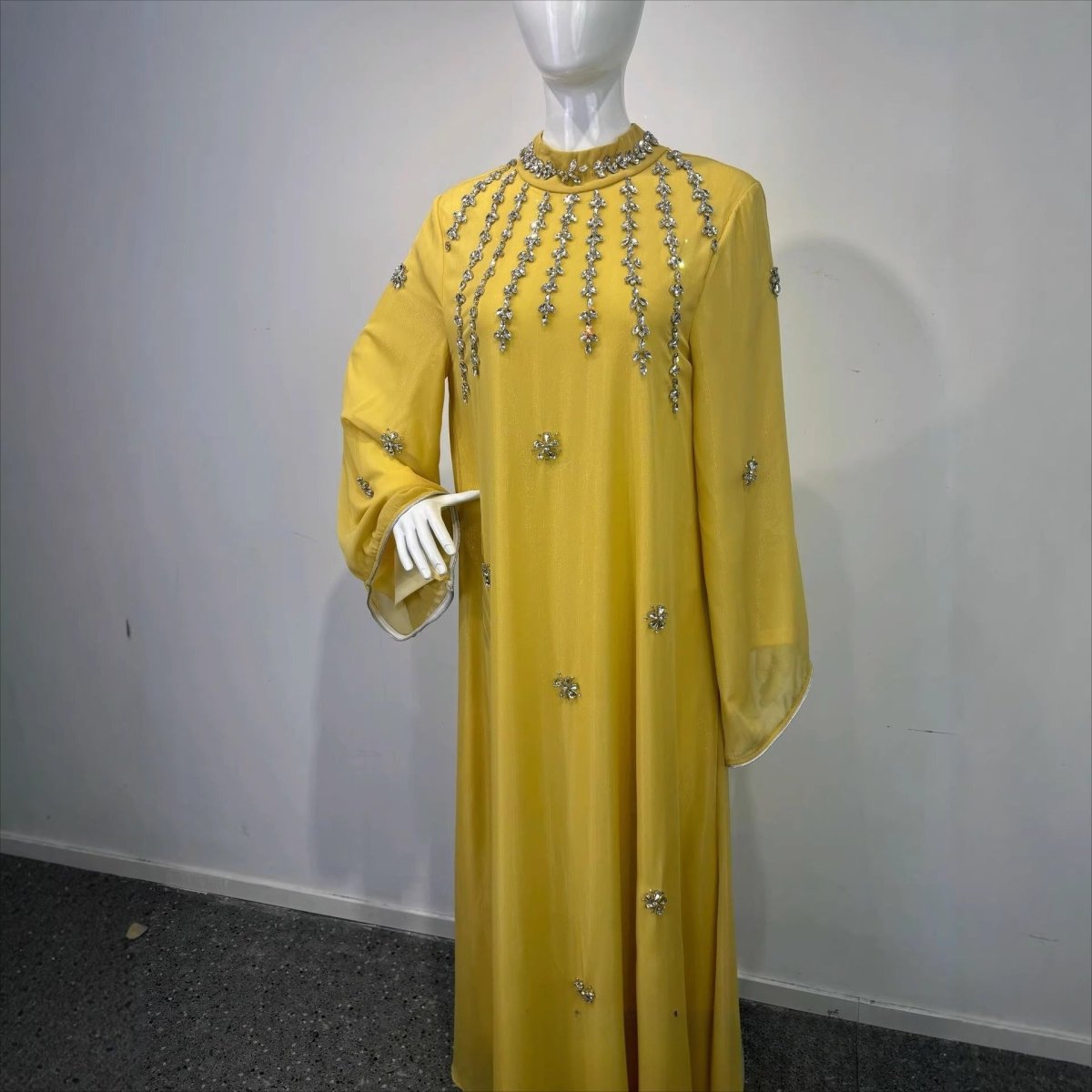 Abaya chauve-souris parsemée de strass (MA419)