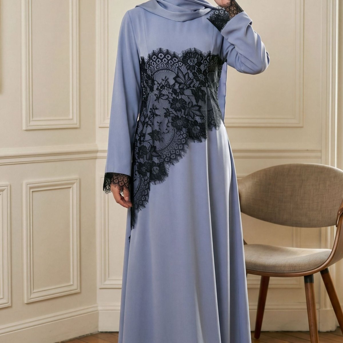 Robe Maxi avec Empiècement en Dentelle Contrastée à la Taille (MS409)