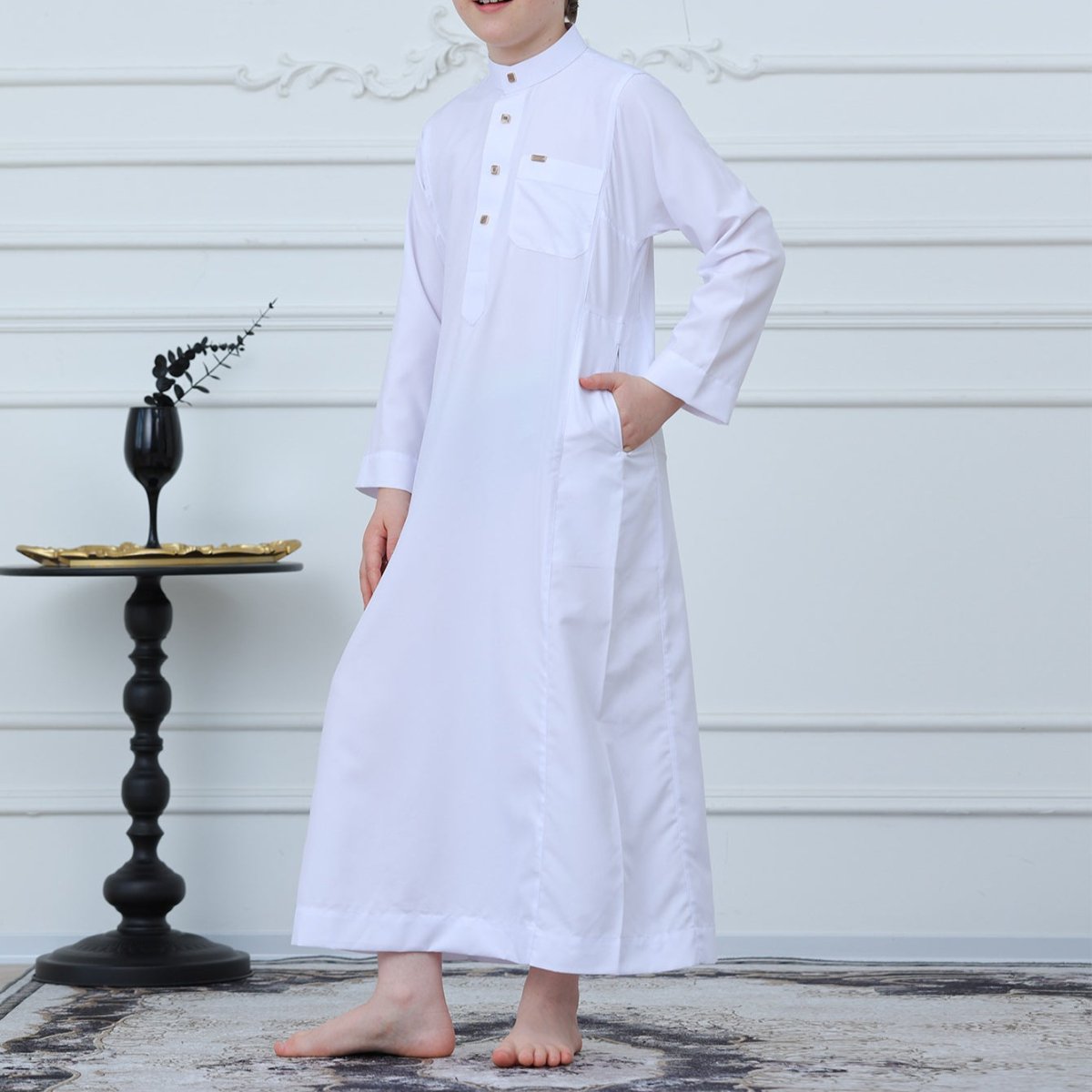 Thobe classique blanc pour garçons à col droit (MKB027)
