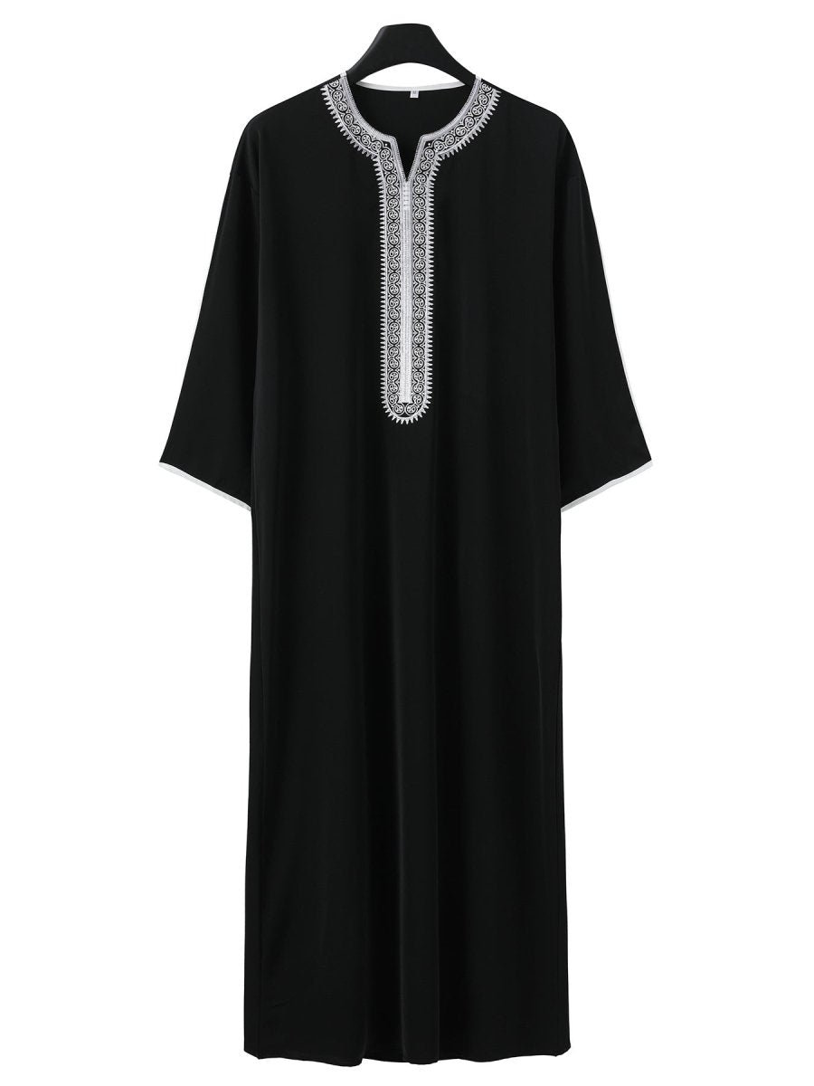 Thobe Homme Premium Brodé - Robe Musulmane de Luxe Coupe Ample Col en V avec Broderie Blanche Artisanale (MT025)