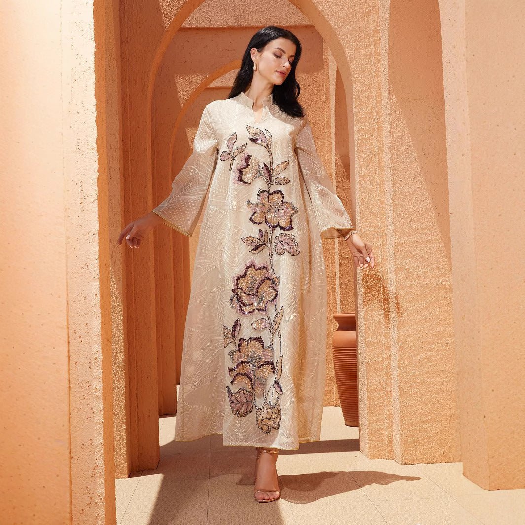 Abaya en organza brodée avec appliqués de sequins | Robe fleurie à col (MA373)