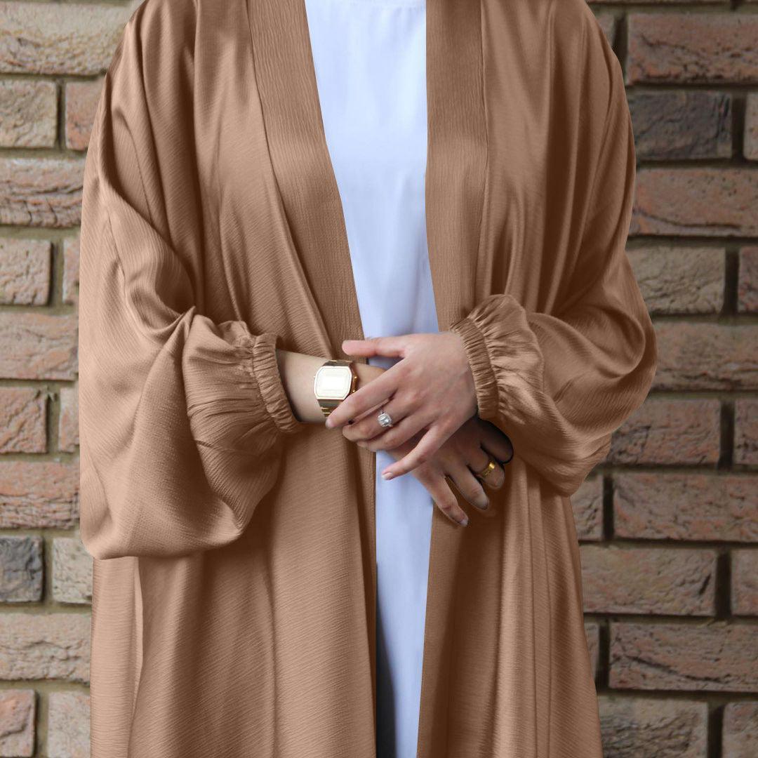 Abaya Ouverte en Satin à Manches Froncées (MOA048)