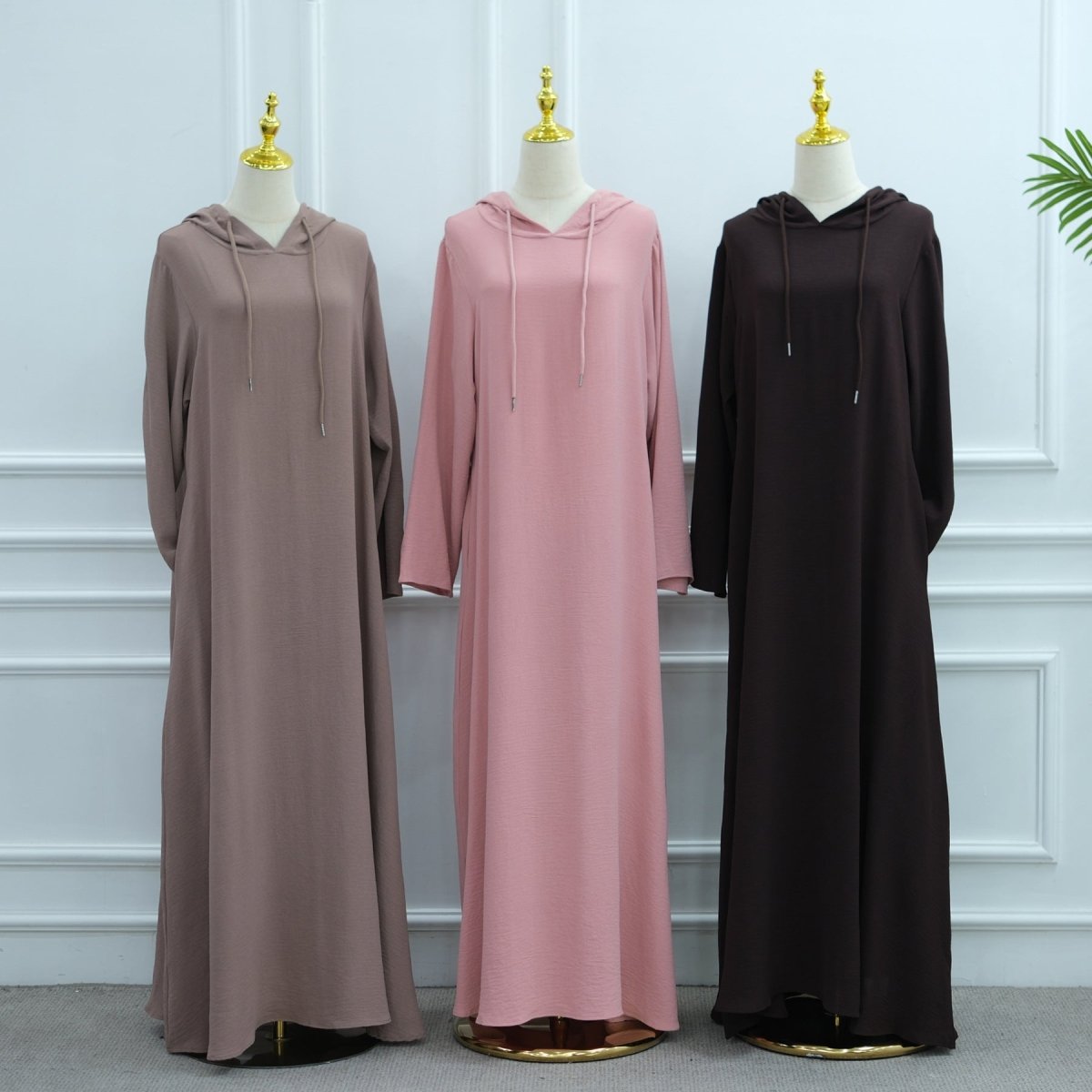 Robe à capuche froissée en soie glacée avec poches (MA393)