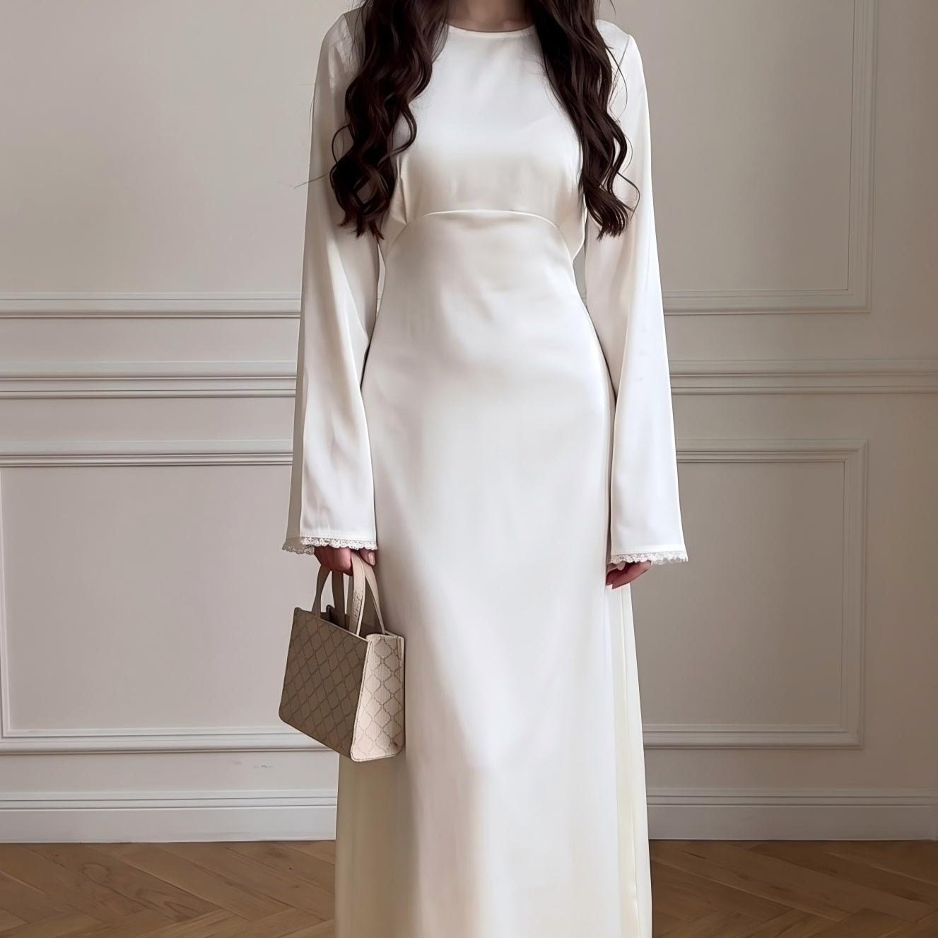 Robe Maxi Ivory Flared Sleeve (MS510)