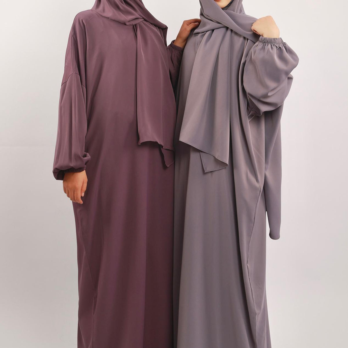 Abaya Sweat à Capuche avec Hijab Attaché (MA001)