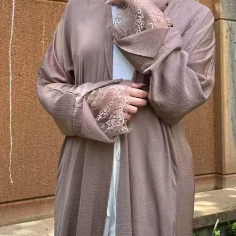 Abaya Ouverte Froissée avec Poignet en Dentelle (MOA328)