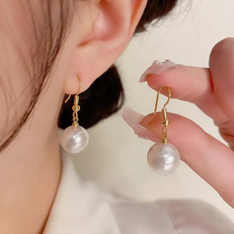 Boucles d'oreilles puces en perles de culture d'eau douce naturelles MAC055