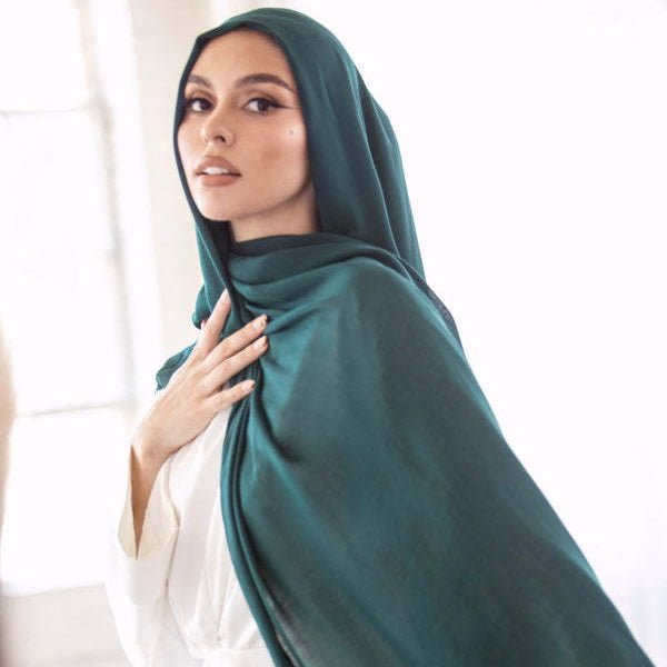 Hijab Moderne Doux et Respirant | Hijab Uni Polyvalent (MH188)