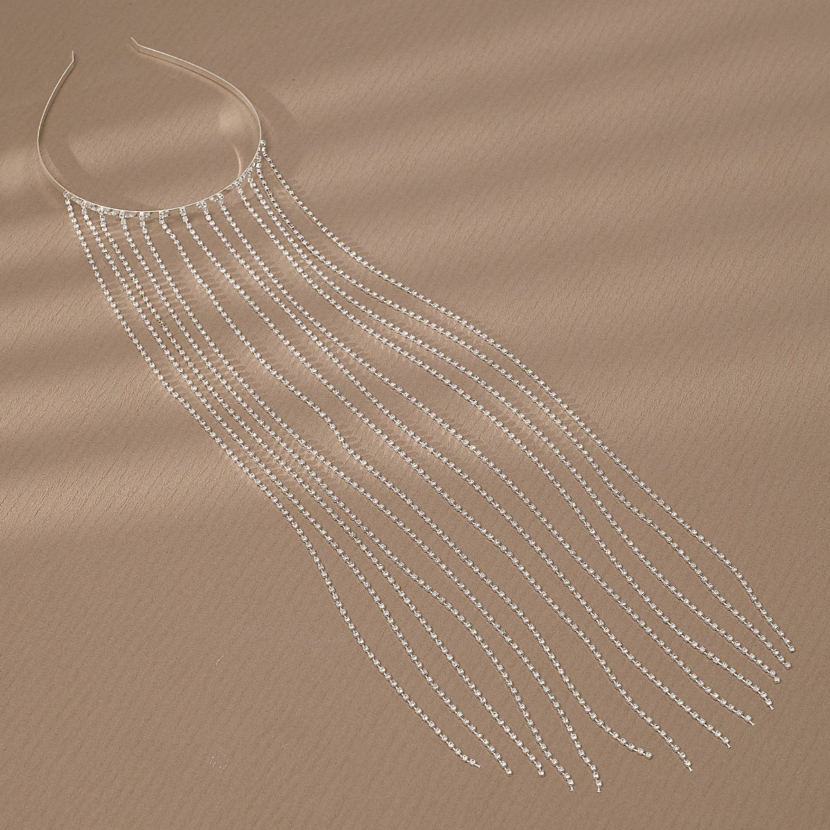 Bandeau MAC185 élégant à strass et pompons