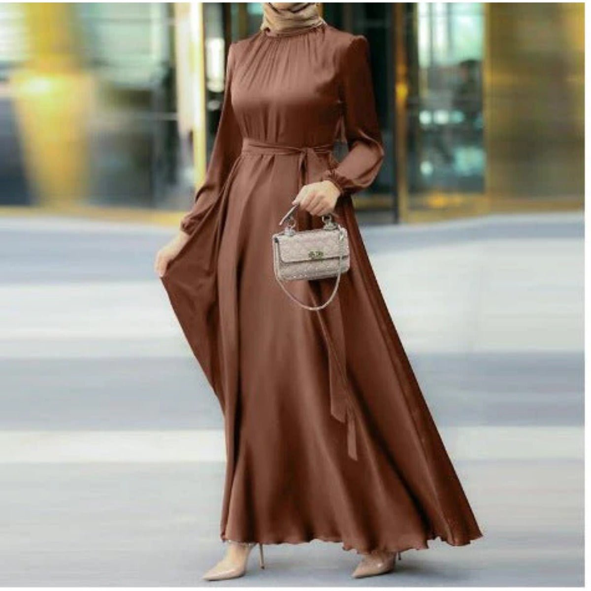 Abaya élégante en soie synthétique | Abaya à col rond (MA148)