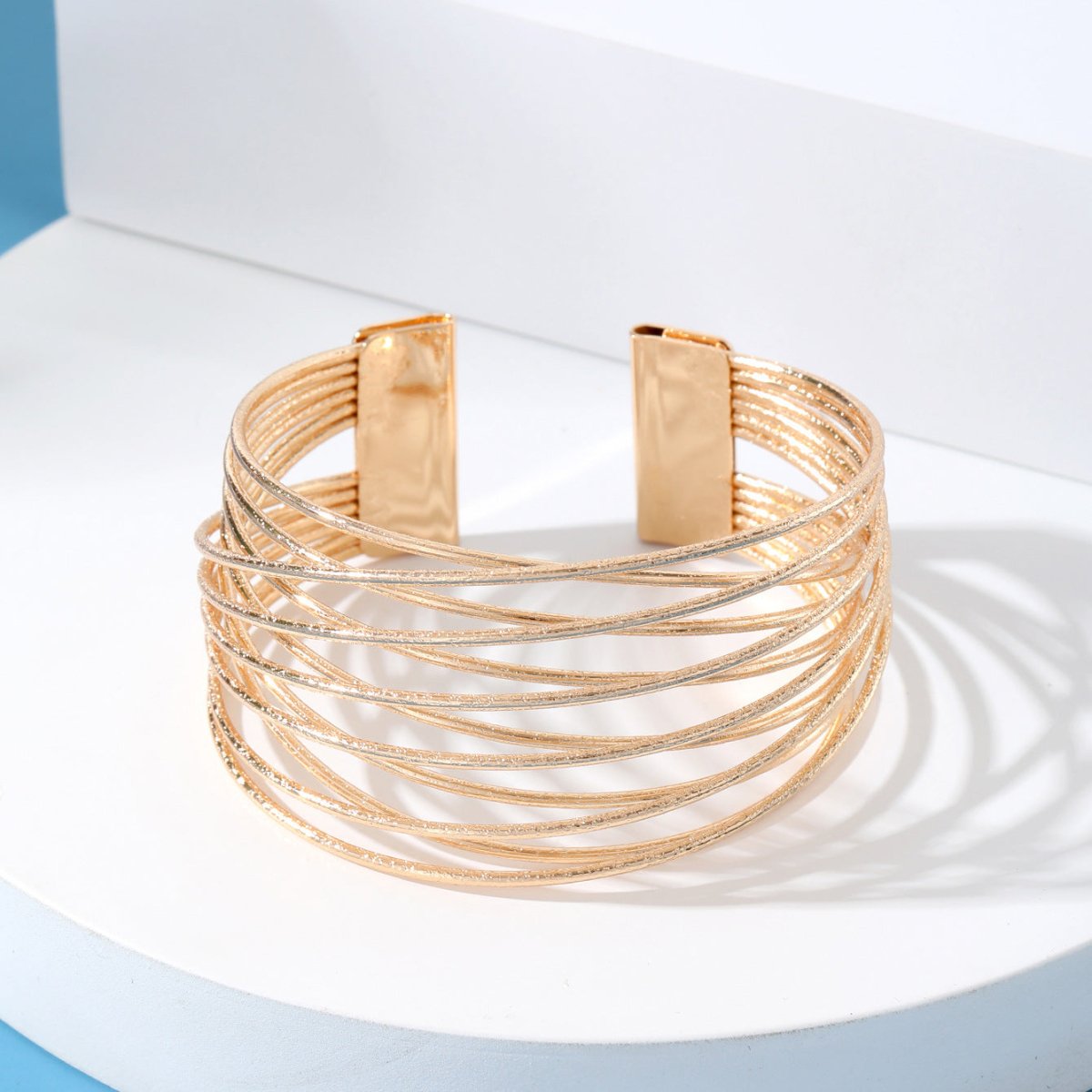 Bracelet géométrique minimaliste multicouche ajouré (MAC210)