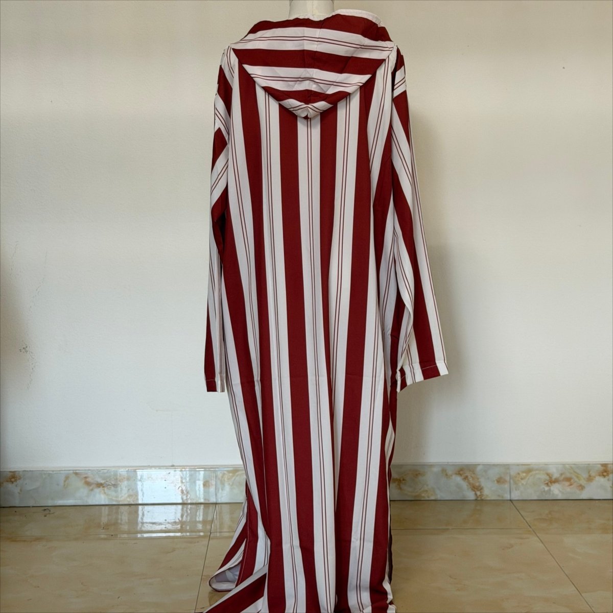 Pièce d'archive Maxi Caftan à capuche rayé demi-zip - MP060 (Taille L uniquement)