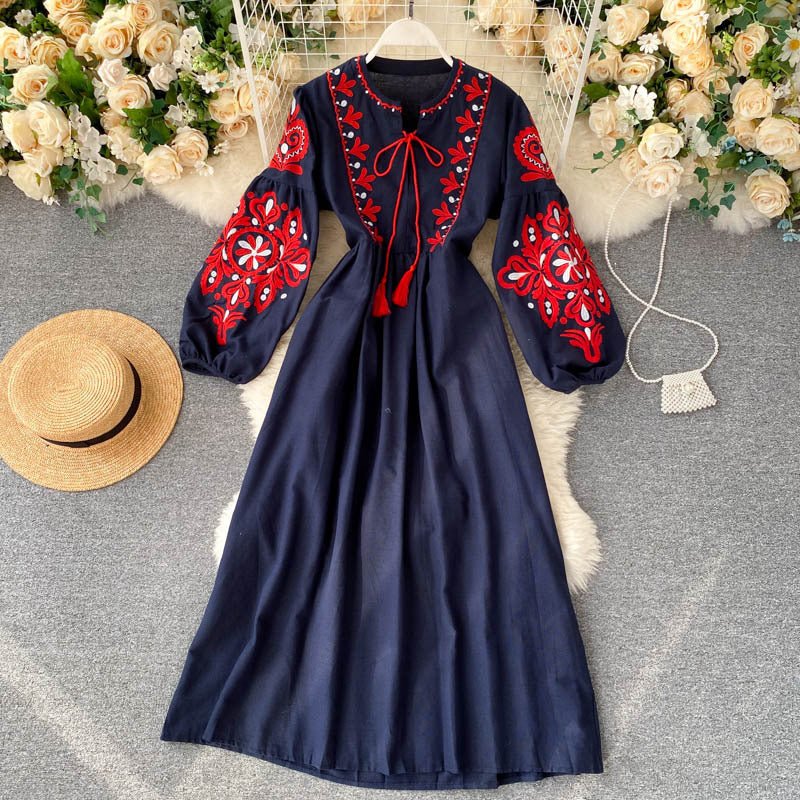 Robe Longue en Lin Brodée Style Bohème (MS460)