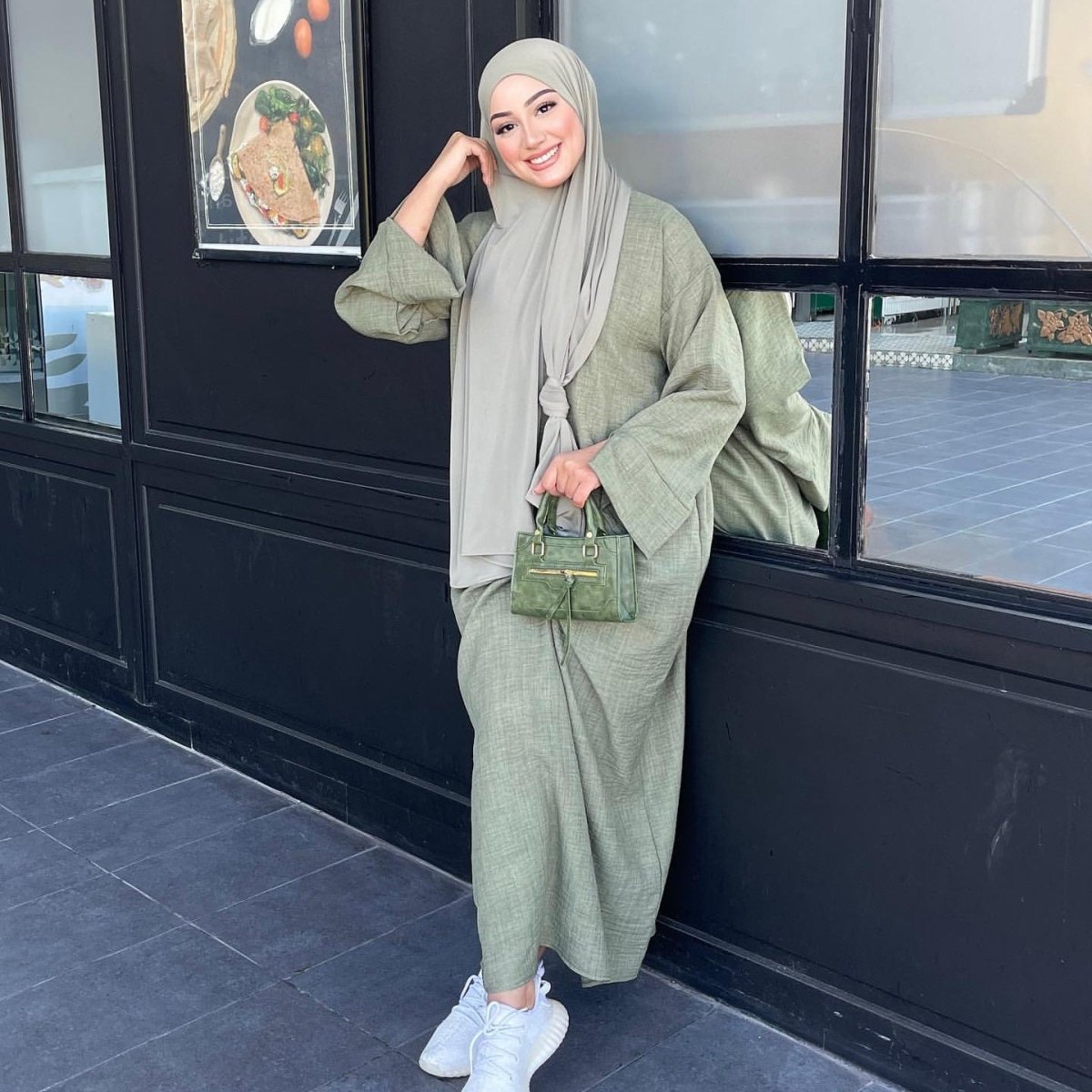 Abaya décontractée ample unie (MA109)