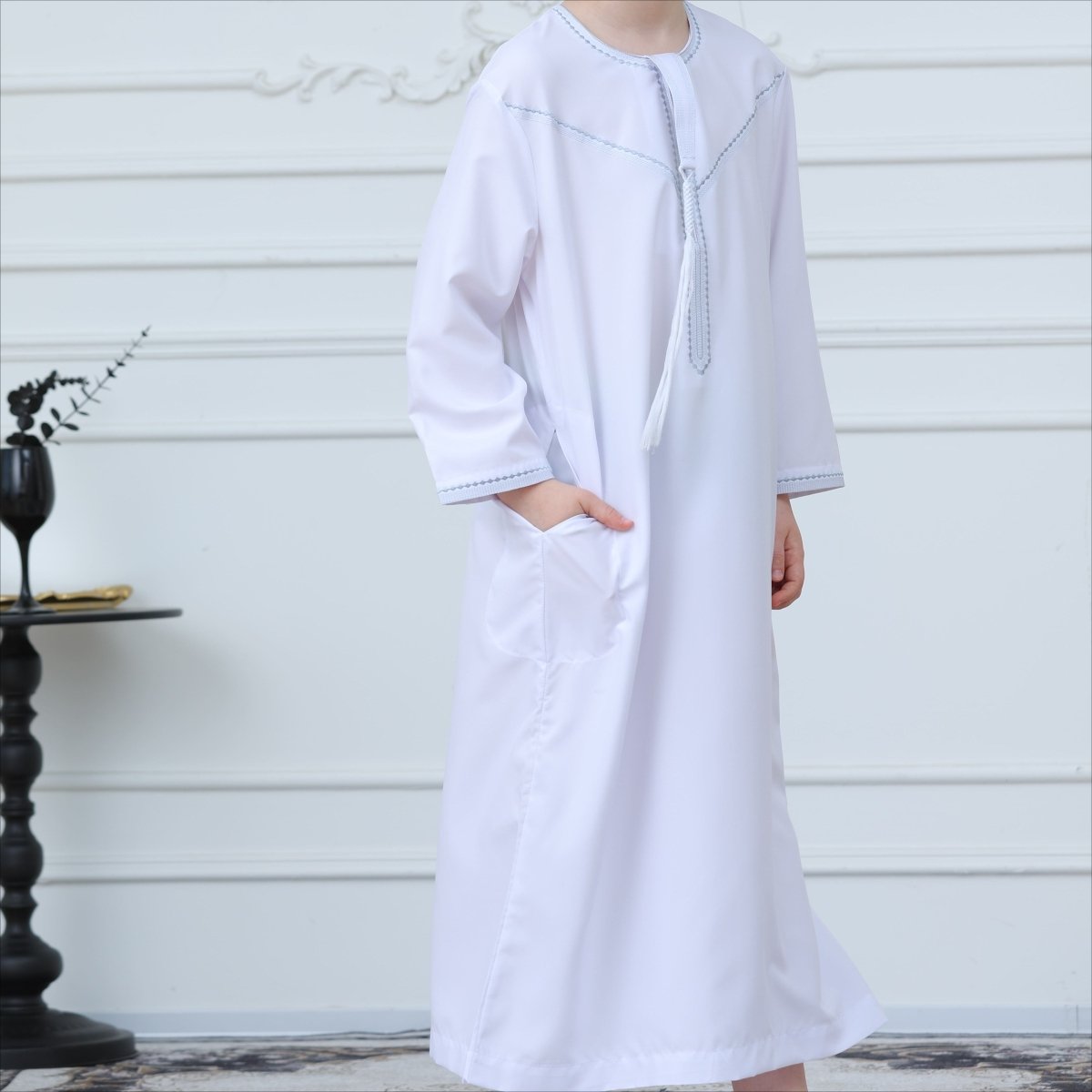 Qamis Kaftan Blanc à Surpiqûres Contrastées (MKB025)