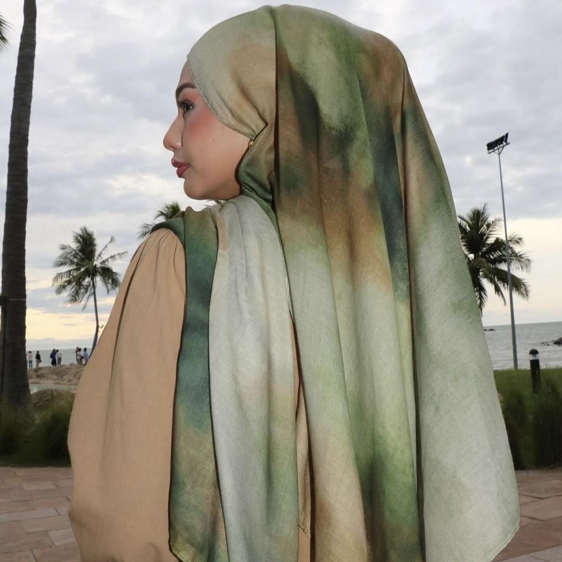 Collection de foulards hijab imprimé aquarelle polyvalents (MH166)