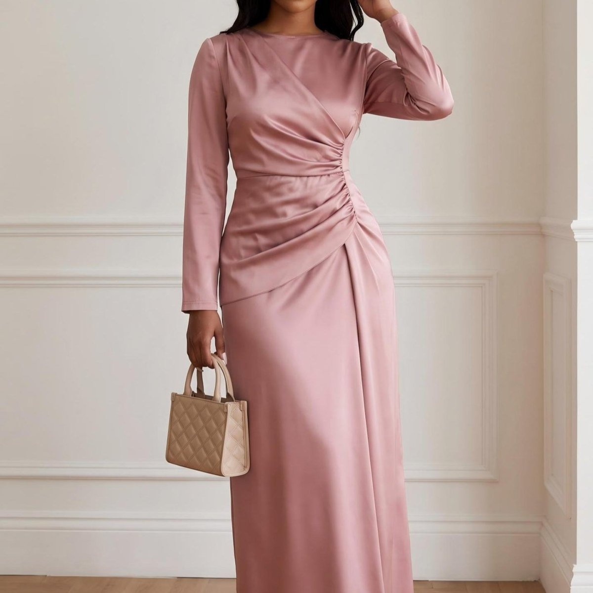 Robe Longue Satin Froncée à la Taille Manches Longues (MS497)