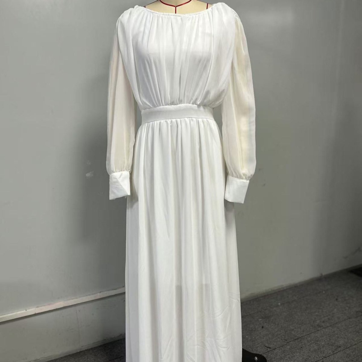 Abaya Robe Princesse en Mousseline Blanche à Manches Lanternes | Élégante Abaya Style Cour Française Fée du Printemps (MA180)