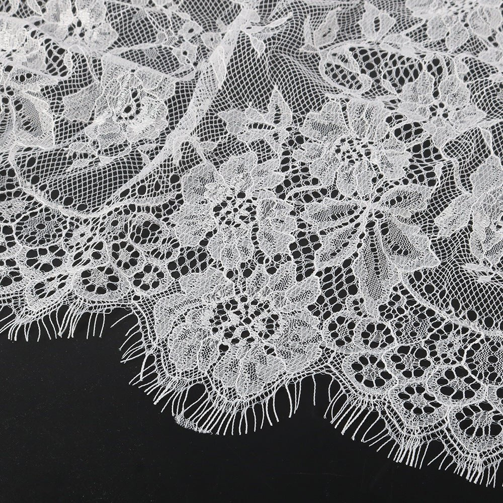 Hijab en Dentelle Florale à Bordure Frangée Cils (MH237)