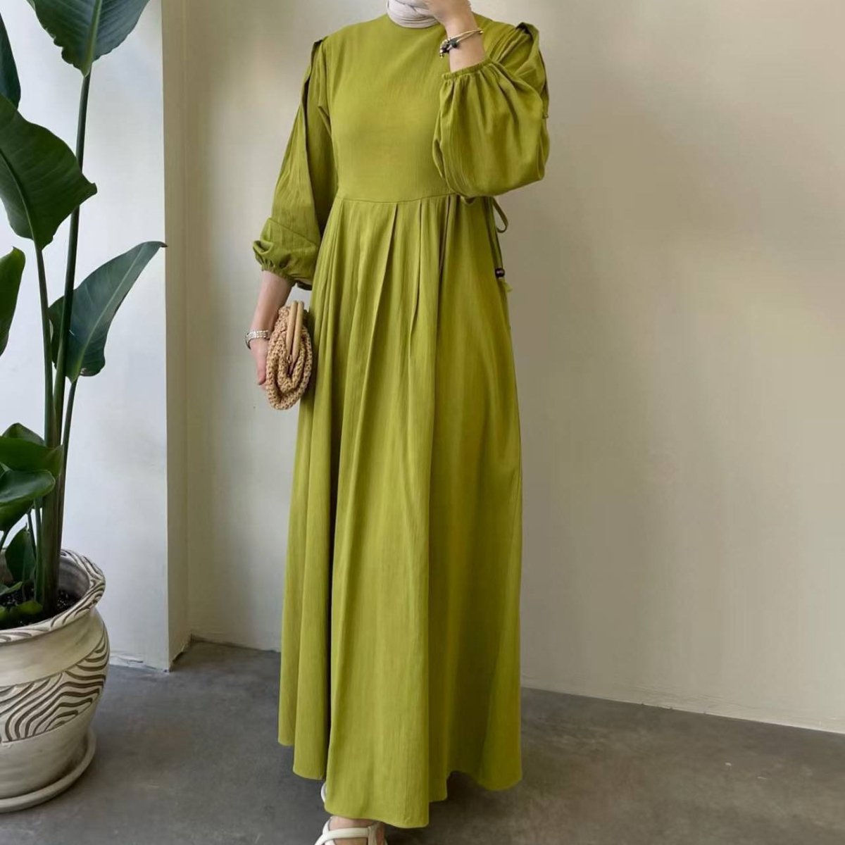 Abaya à manches bouffantes et taille nouée | Robe maxi plissée avec fermeture éclair au dos (MA364)