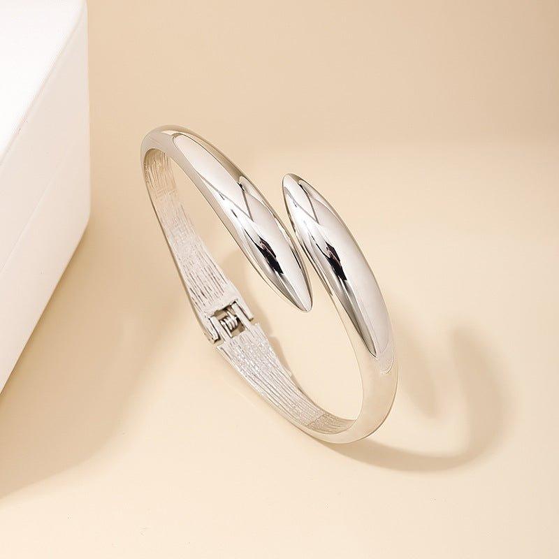 Bracelet Femme Simple à Ouverture Personnalisée MAC098