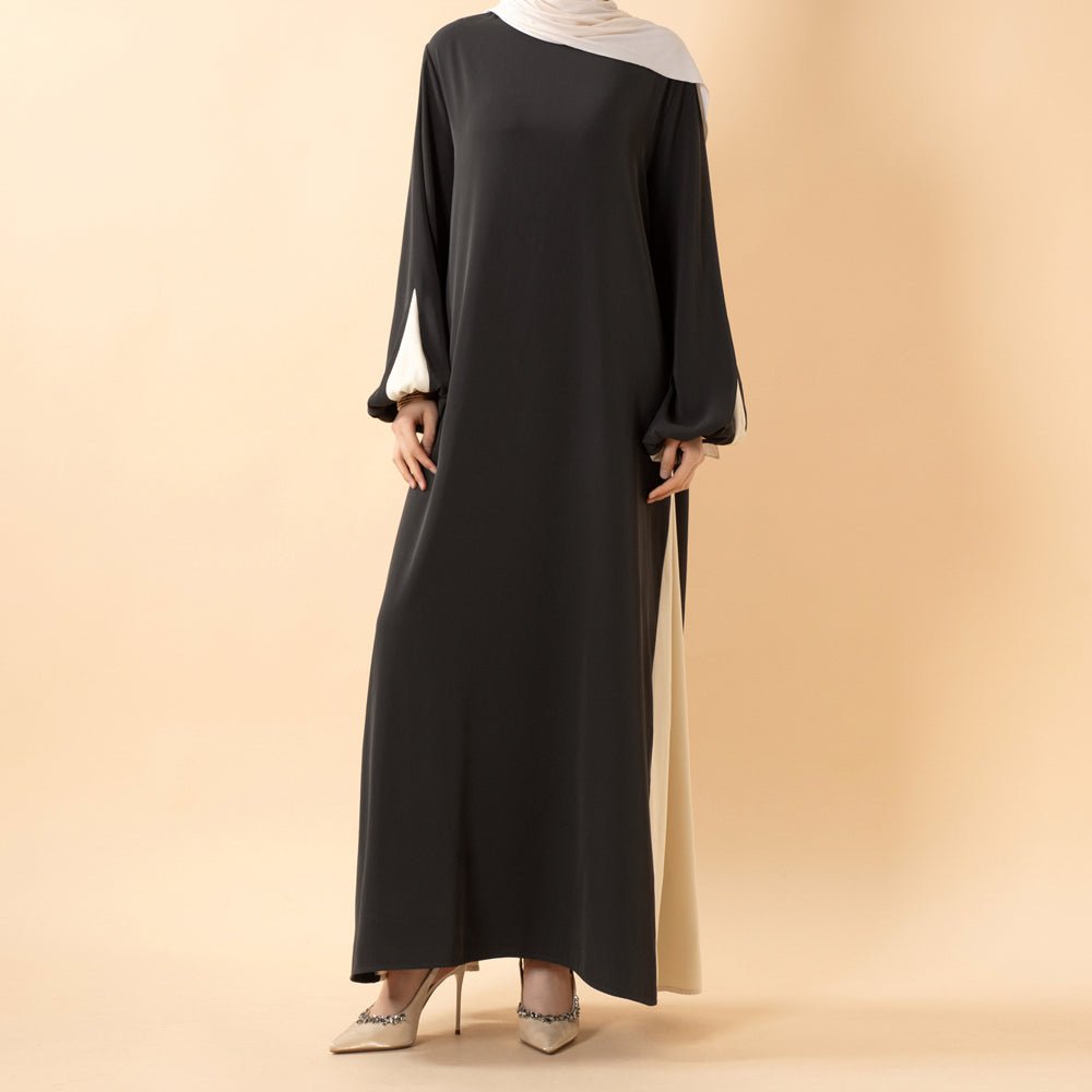 Abaya à Panneaux Contrastants avec Détail Cordon et Manches Ballon (MA421)