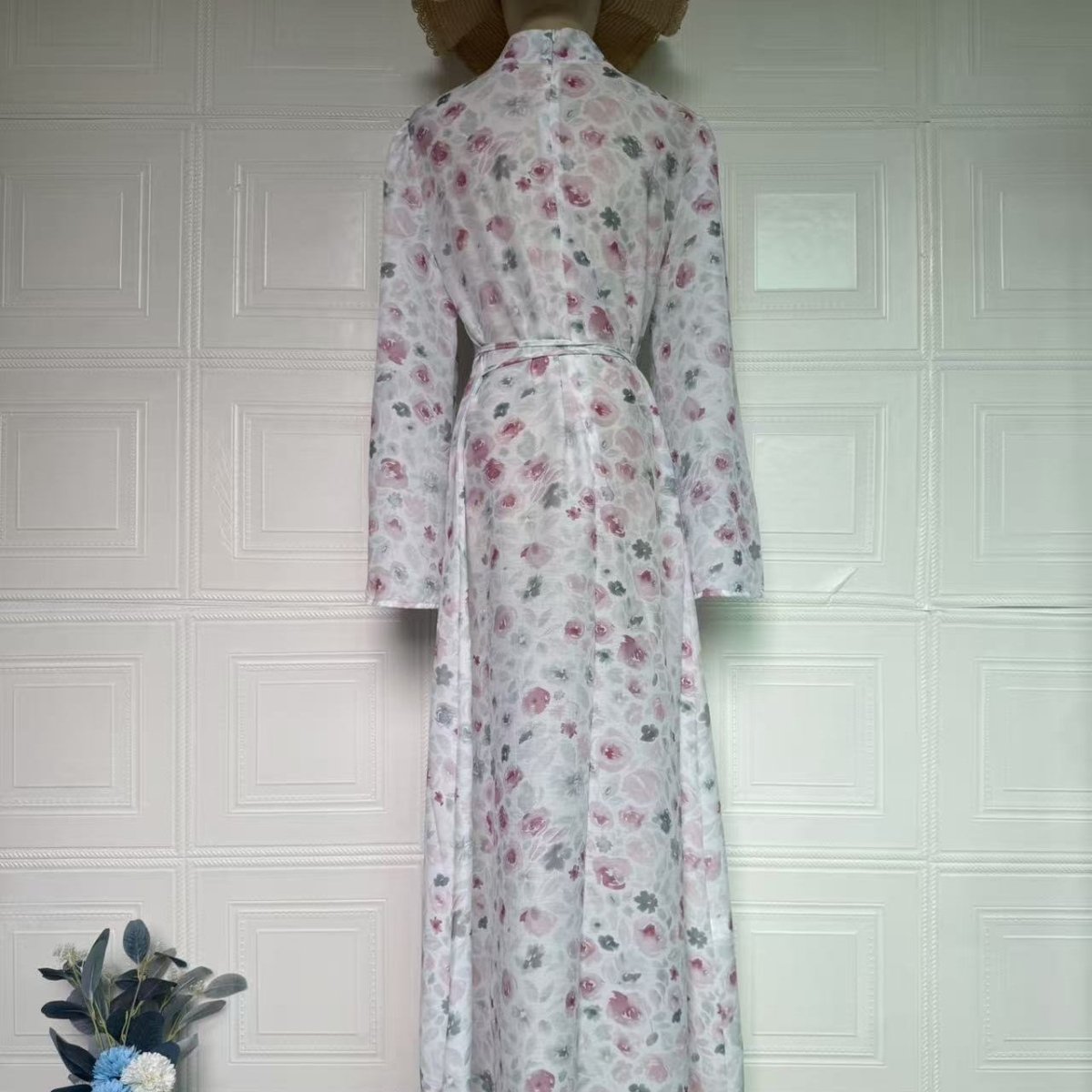 Robe Maxi à Imprimé Floral, Manches Évasées et Ceinture à la Taille (MS482)