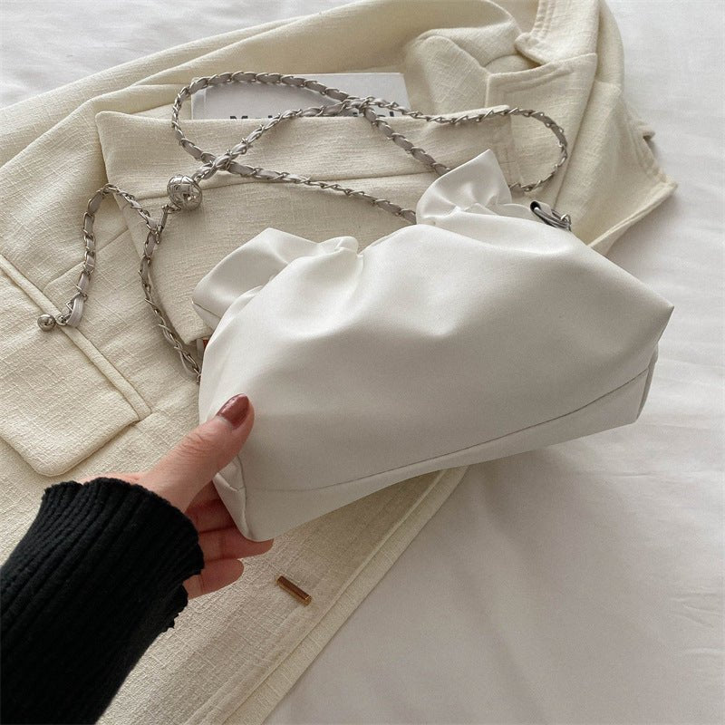 Sac Pleated Cloud à bandoulière avec chaîne, polyvalent (MAC201)