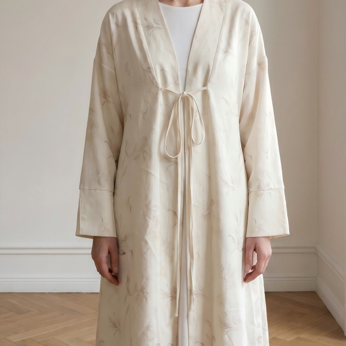 Abaya ouverte en satin à imprimé floral et oiseaux (MOA322)