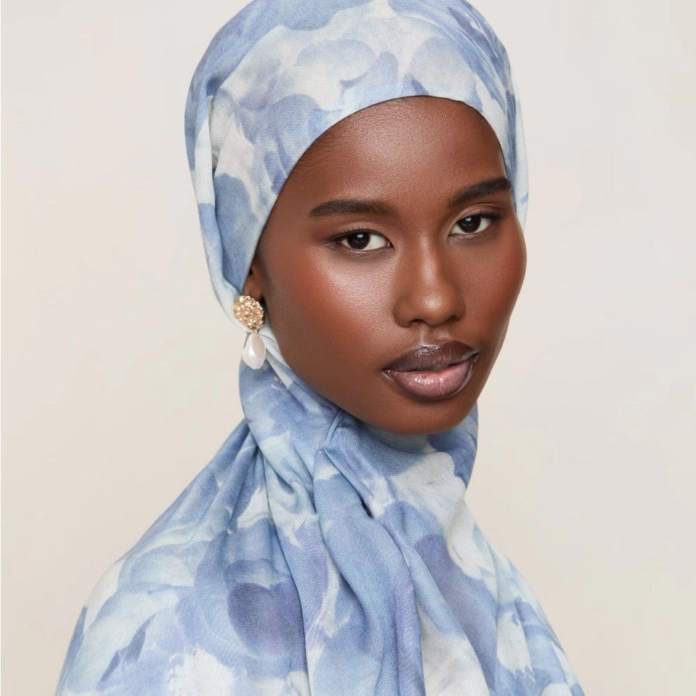 Hijab Blossom Watercolor – Foulard polyvalent et doux (MH163)