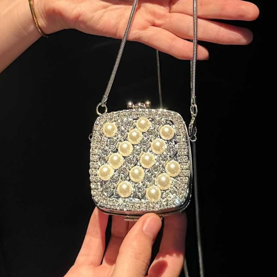Mini pochette diamant format paume, sac de gala argenté glamour (MAC281)