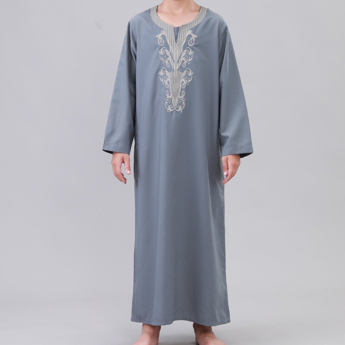Qamis brodé pour garçons avec poches latérales (MKB035)