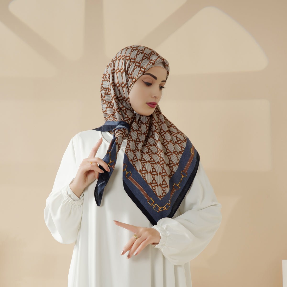 MH096 Hijab Carré Cashmere Touch Imprimé
