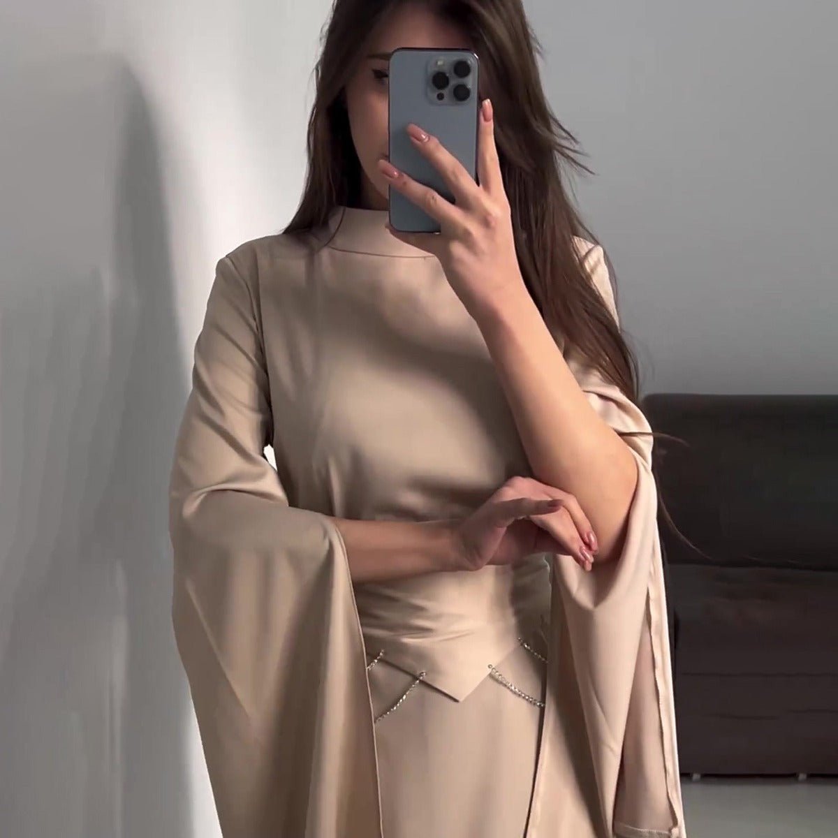 Robe Abaya Satinée Style Cour Élégante Semi-Col Roulé Manches Longues Printemps (MA194)