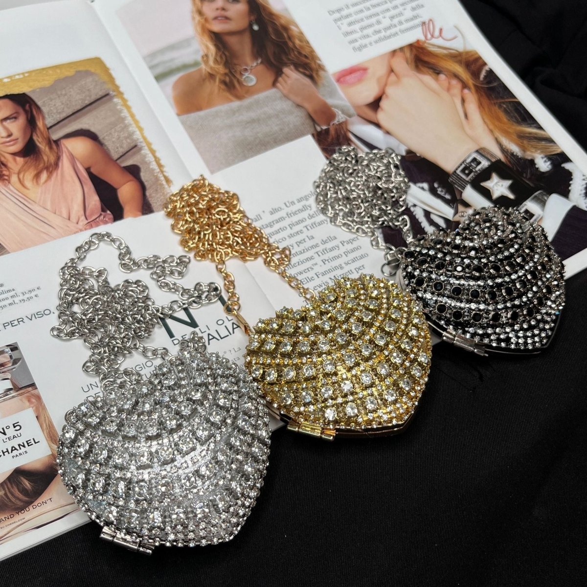 Sac bandoulière étincelant en forme de cœur – Mini sac à main orné de strass pour un glam au quotidien (MAC279)