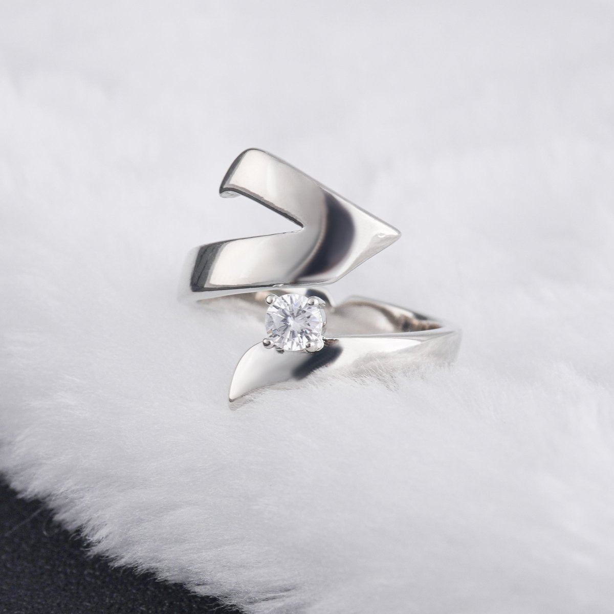 Bague Diamant Asymétrique Artisanale Glamour Audacieux pour des Moments d'Exception (MAC282)