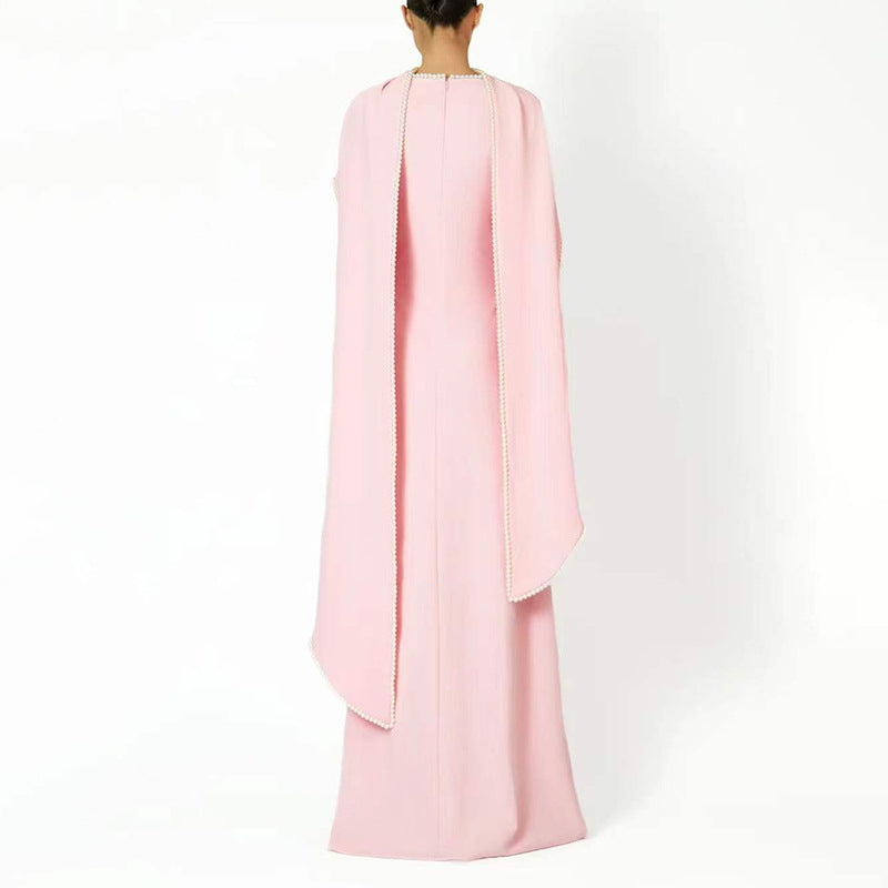 Robe de soirée élégante à manches cape ornée de perles (MA400)