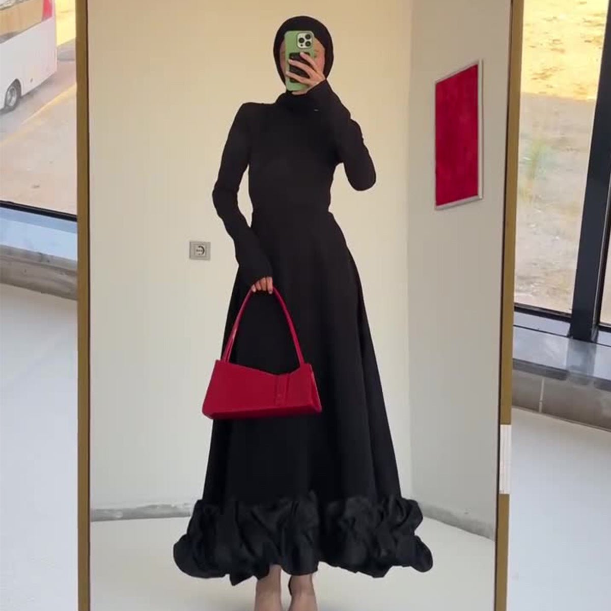Robe de soirée en tulle avec ourlet à volants | Robe maxi ajustée à col montant (MS234)
