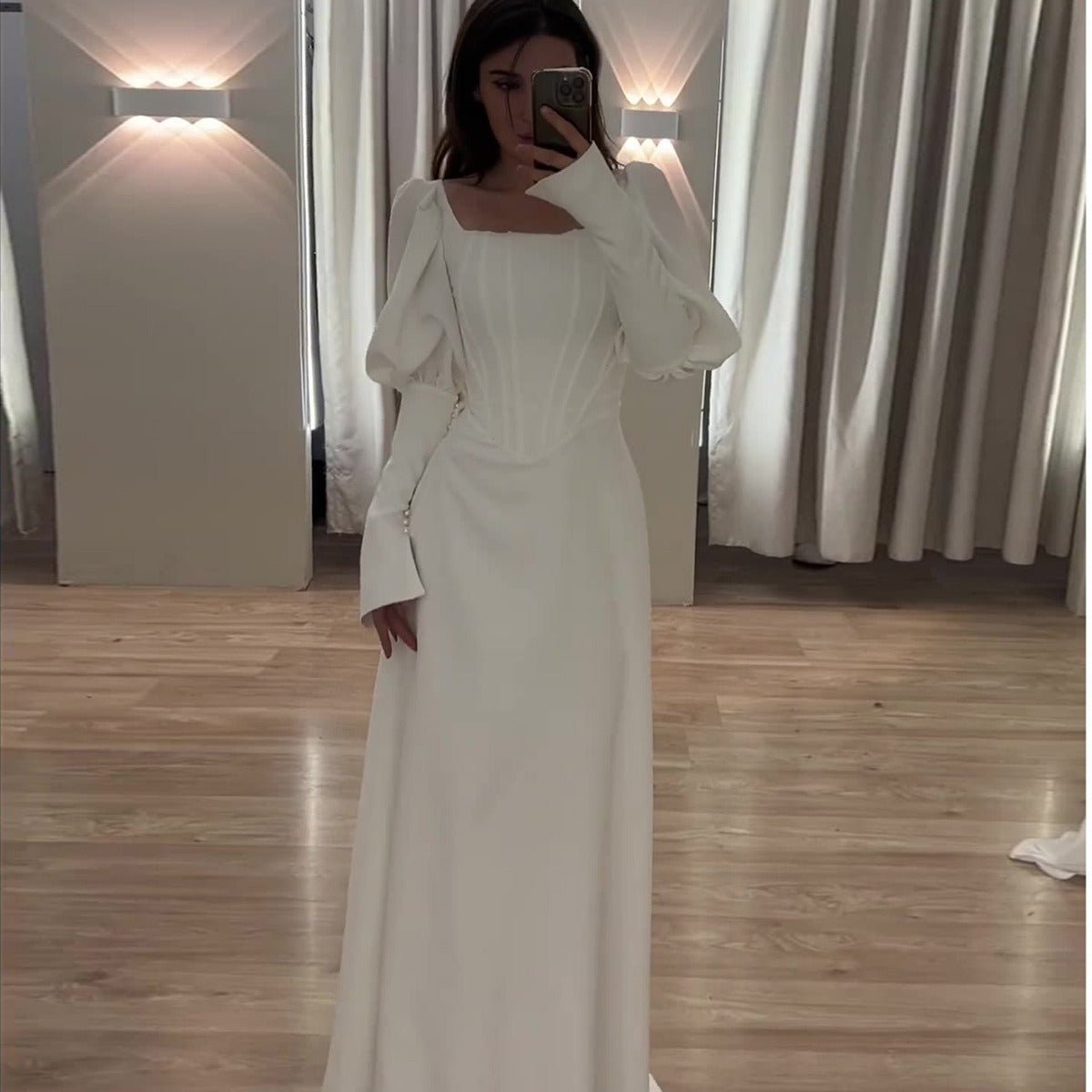 Élégante robe abaya modeste à col carré, manches longues bouffantes, blanche (MA228)