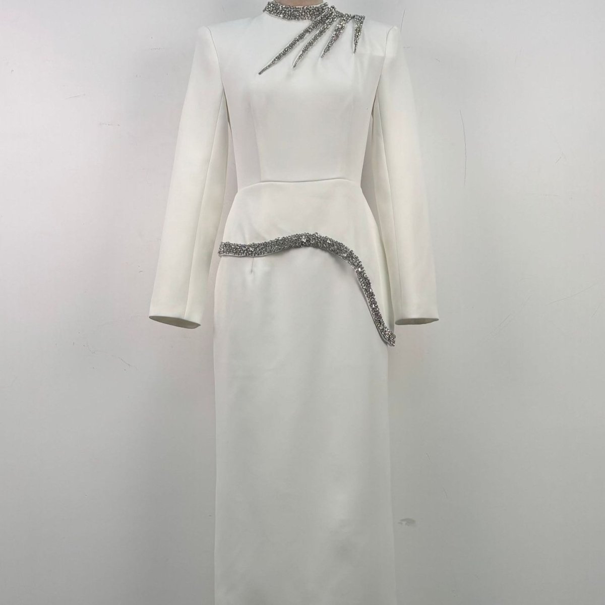 Robe de soirée ornée de cristaux (MS313)