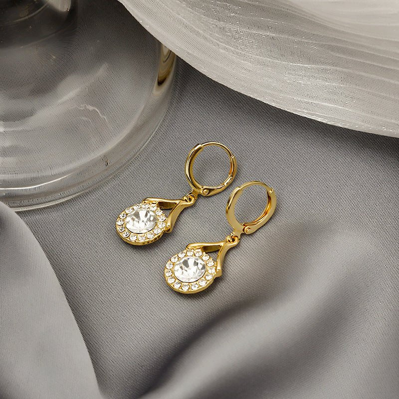 Boucles d'oreilles pendantes élégantes et scintillantes en strass (MAC324)