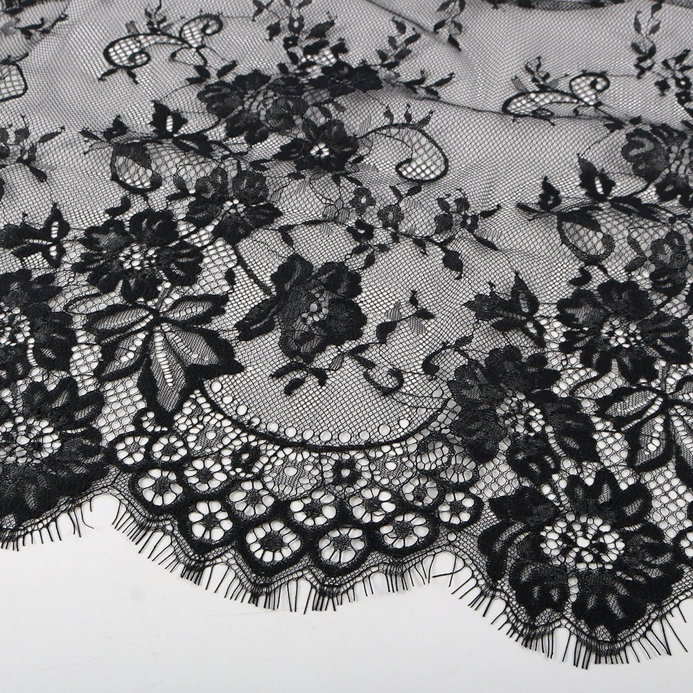 Hijab en Dentelle Florale à Bordure Frangée Cils (MH237)