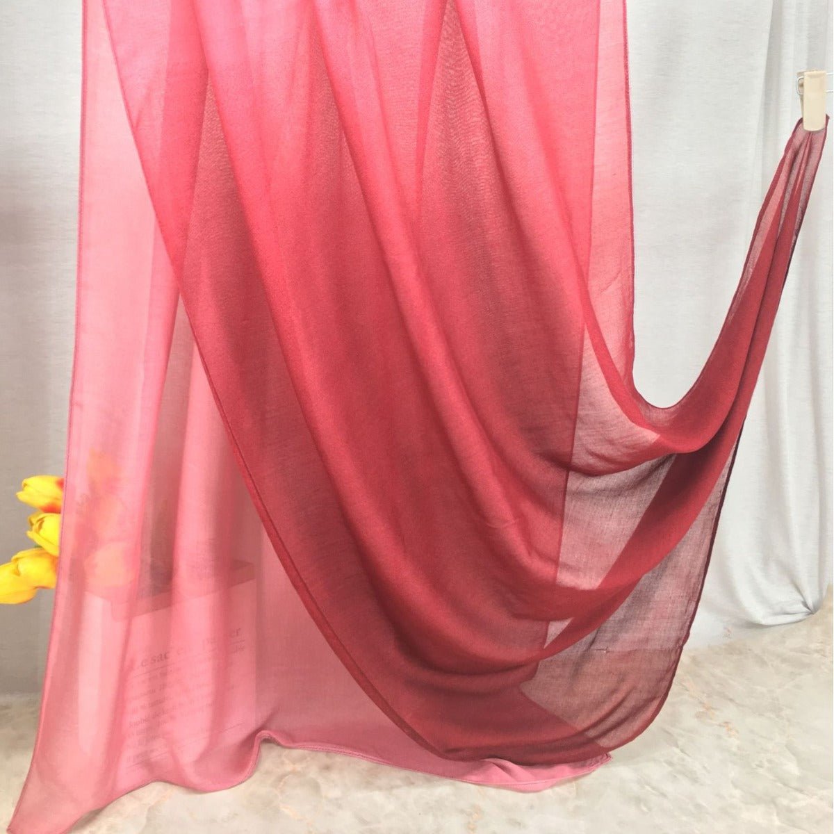 Hijab Modal Dégradé Doux | Hijab à Transition de Couleurs avec Fluidité Naturelle (MH162)