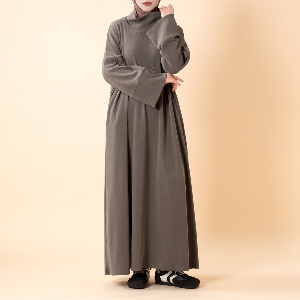 Abaya col roulé décontractée avec poches (MA383)