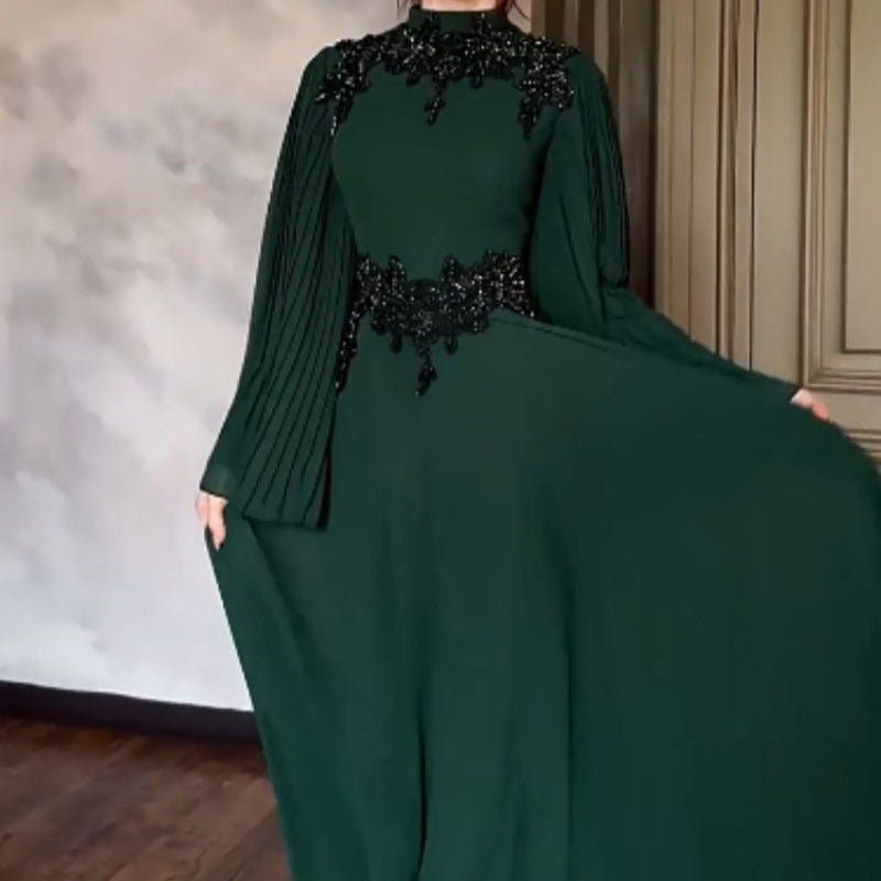Robe de soirée en dentelle perlée | Robe longue à manches plissées avec appliques de cristaux (MA346)