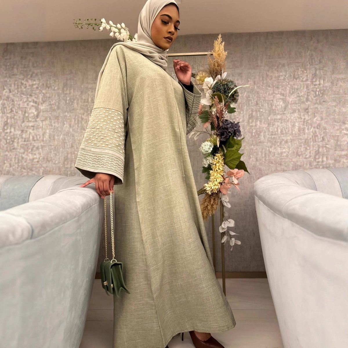 Abaya à manches brodées | Cardigan texturé ouvert devant à manches cloche (MOA263)