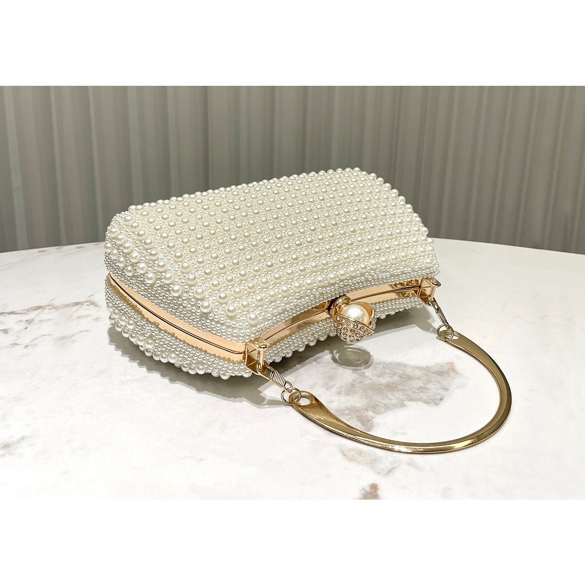 Sac Pochette de Soirée Boîte Perlé Style Vintage Orné de Perles avec Détails Dorés (MAC248)